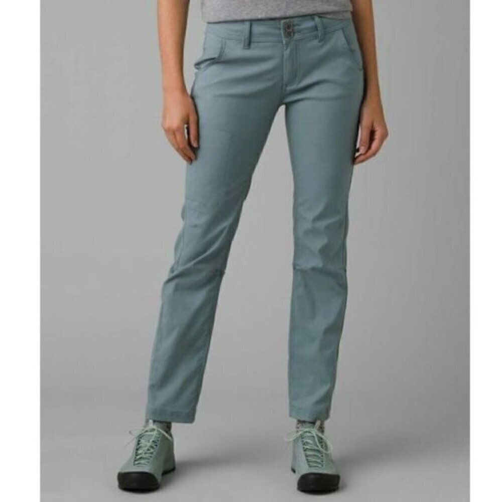 NWT Prana Halle Straight Pant - Short Inseam in Smoky Blue - Size 16